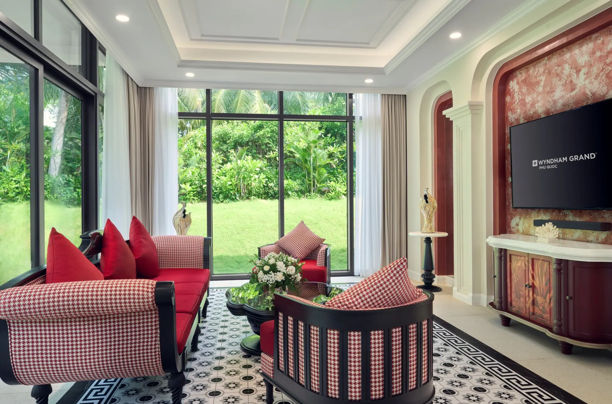 6-Bedroom President Beachfront Villa