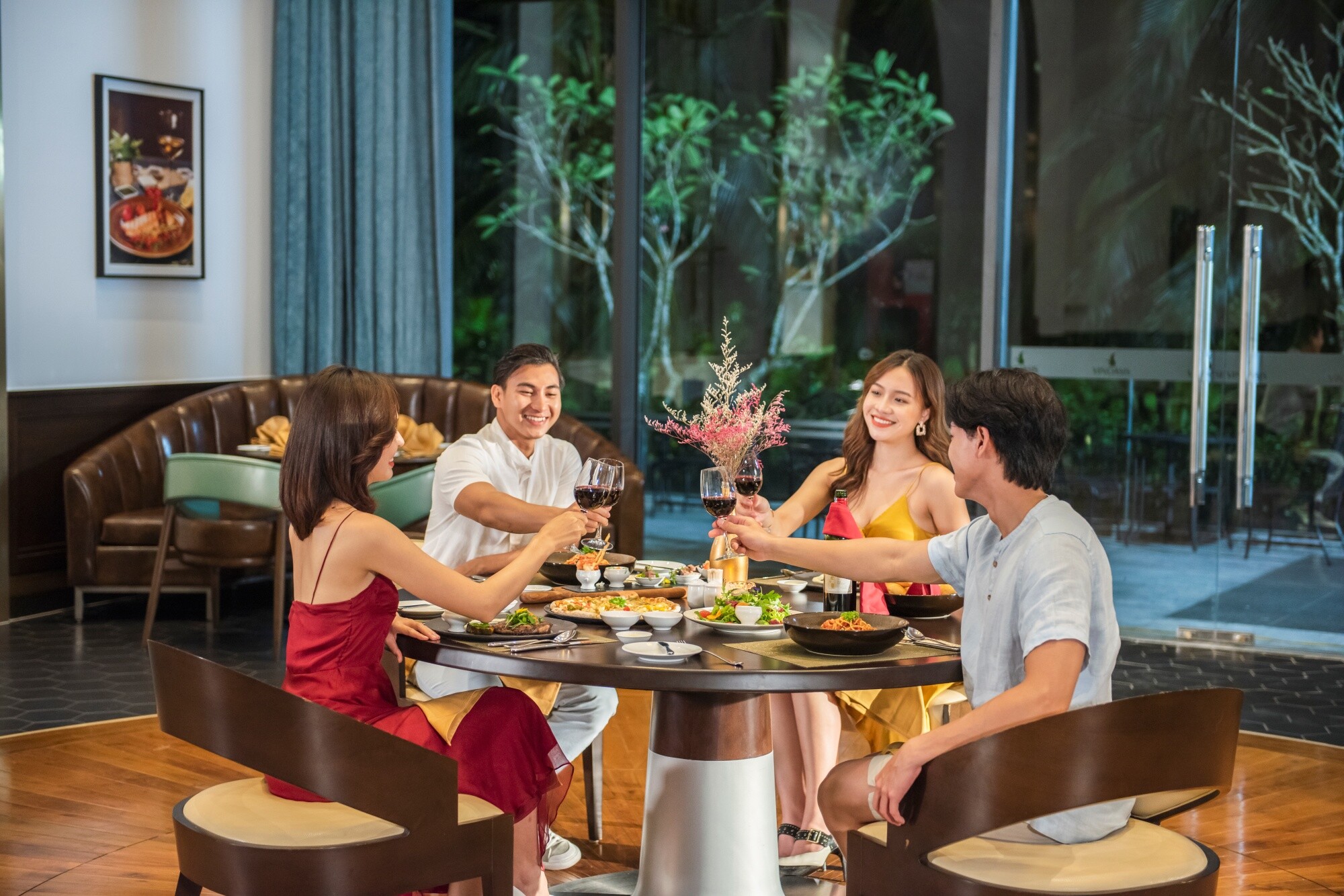 Wgpq Atlantis Restaurant 16 200095