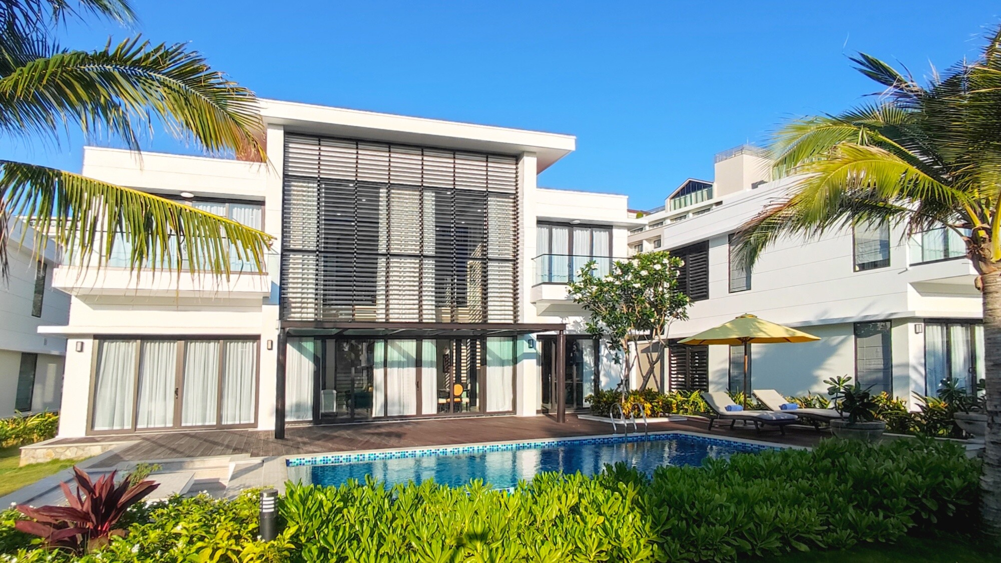 3-Bedroom Garden View Villa