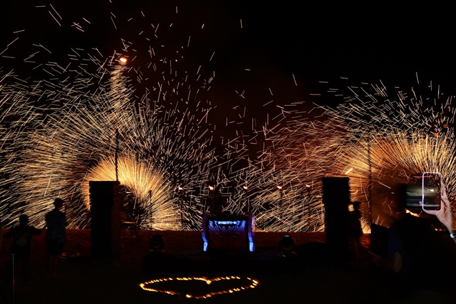 Tiệc bãi biển Thứ Tư