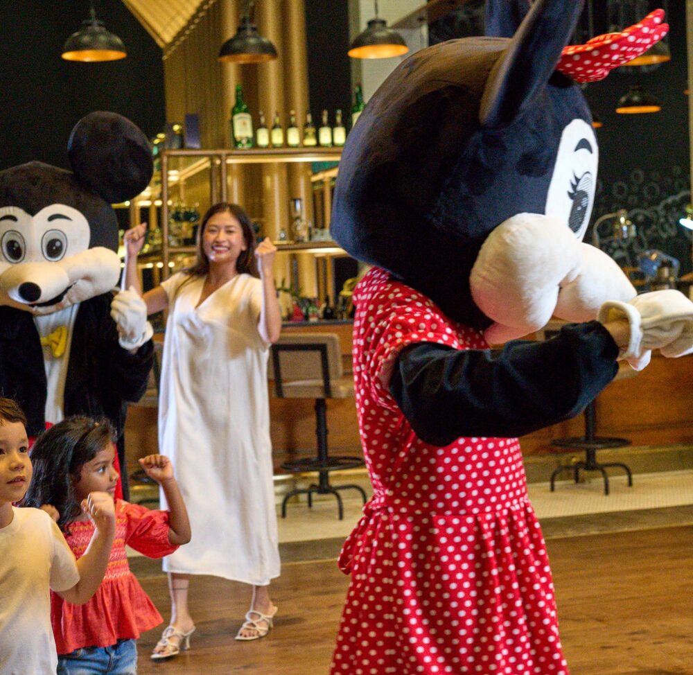 Tiệc trò chơi Thứ Hai